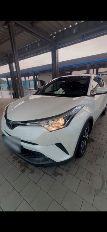 Image of Toyota C-HR