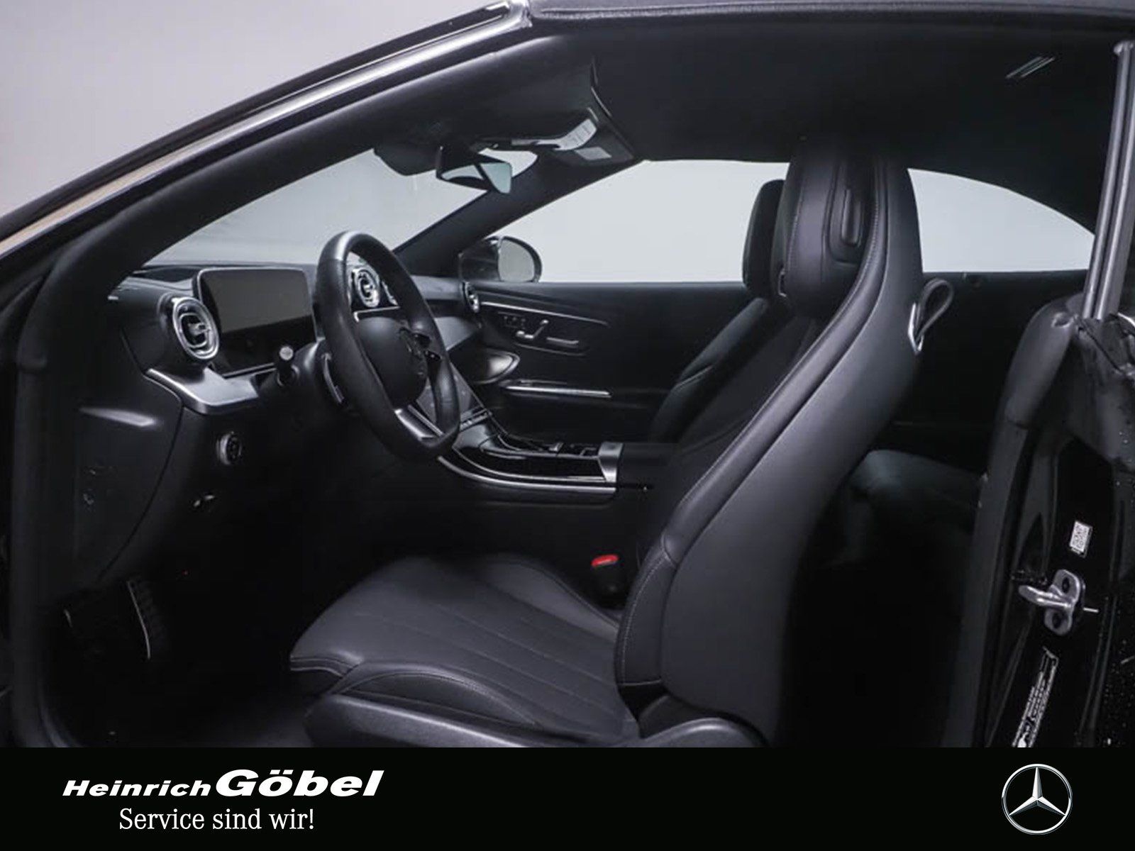 Fahrzeugabbildung Mercedes-Benz CLE 300 4M AMG+HUD+DIGITAL.L+BURMESTER+MASSAGE