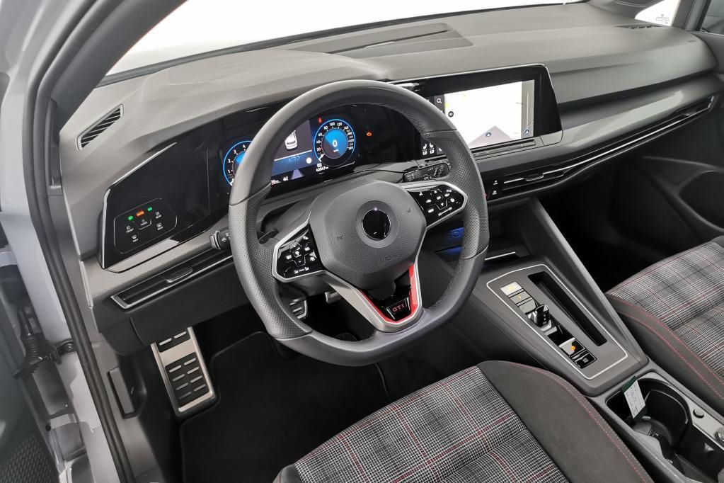 Volkswagen Golf GTI 2.0 TSI DSG RFK*PDC*Tempo*Klima*NAV*SH