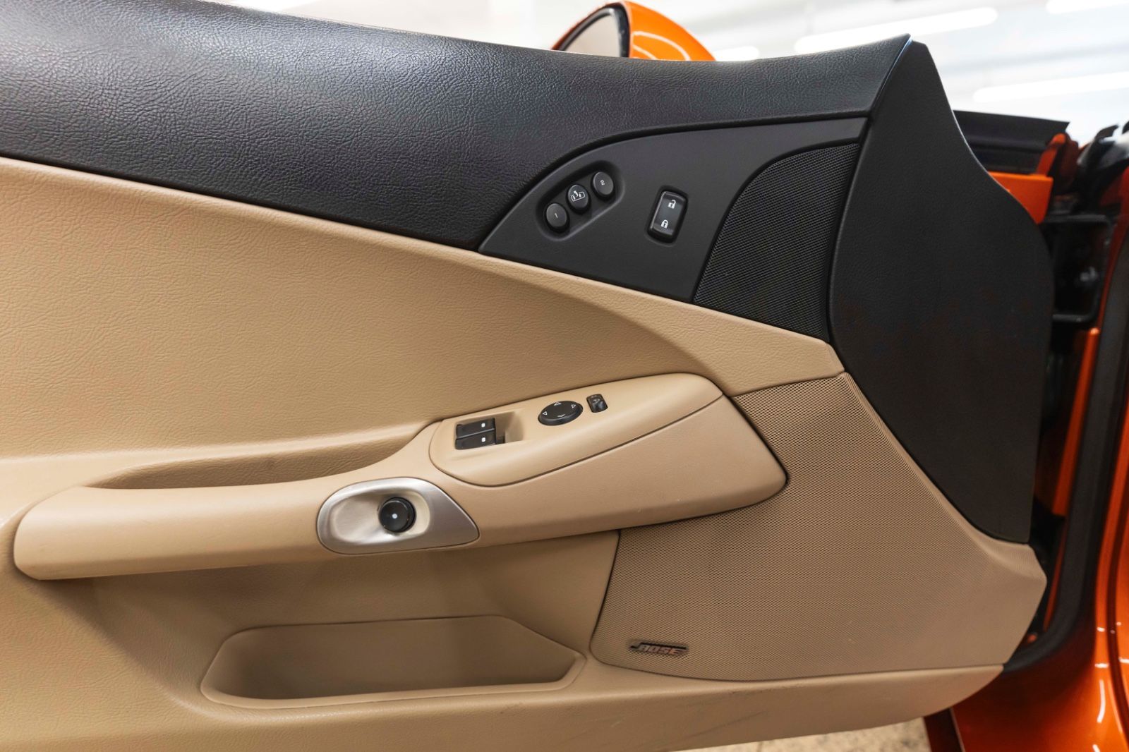 Fahrzeugabbildung Corvette C6 6.2 V8 Cabrio Automatik BOSE HUD SHZ