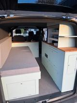 Volkswagen T5 Campervan - Volkswagen T5 Transporter in Duisburg