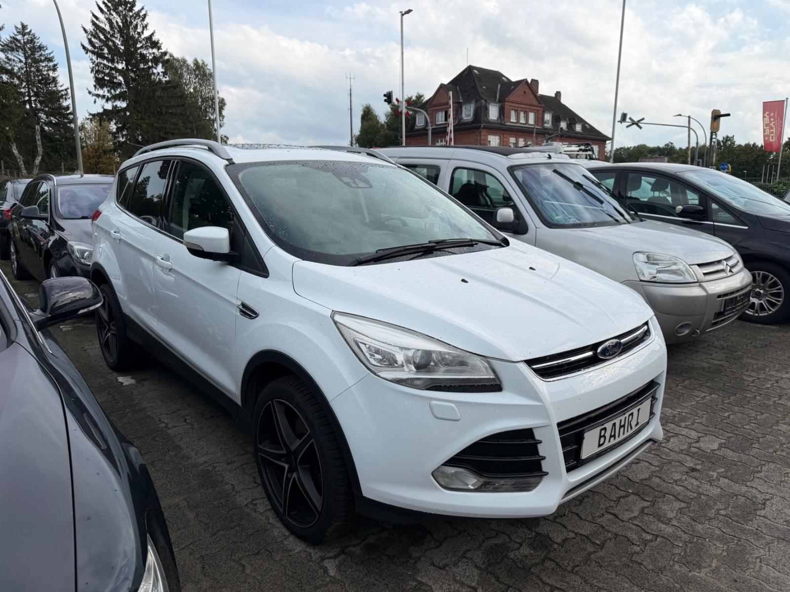 Ford Kuga Titanium*Leder*Navi*Xenon* Getriebe Schaden