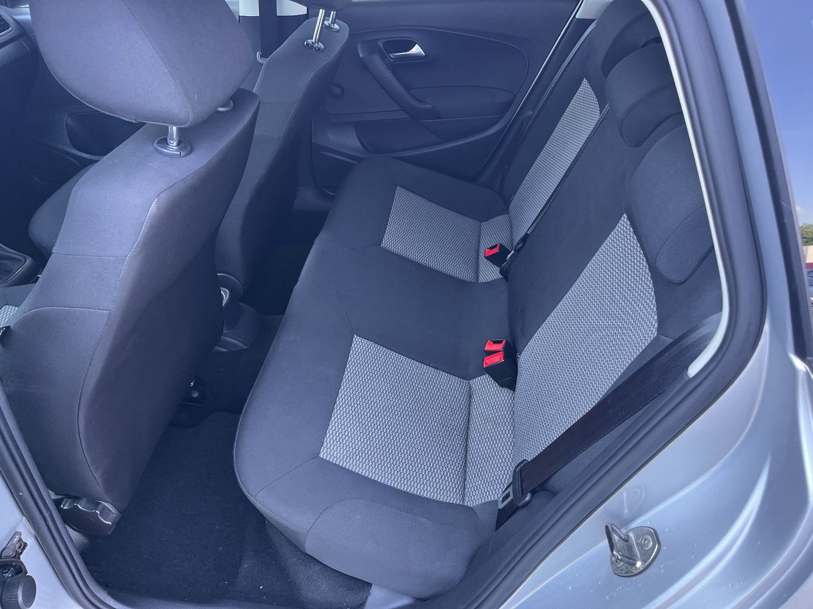 Fahrzeugabbildung Volkswagen Polo V Trendline