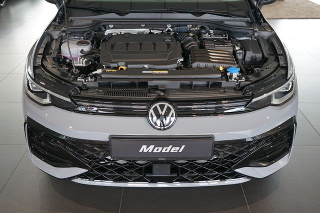 Volkswagen Golf 2.0 TDI DSG R-Line | Pano | HuD | FACELIFT