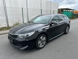 Kia Optima Sportswagon Spirit Hybrid - Kia Optima Spirit mit Hybrid-Antrieb (Benzin/Elektro)
