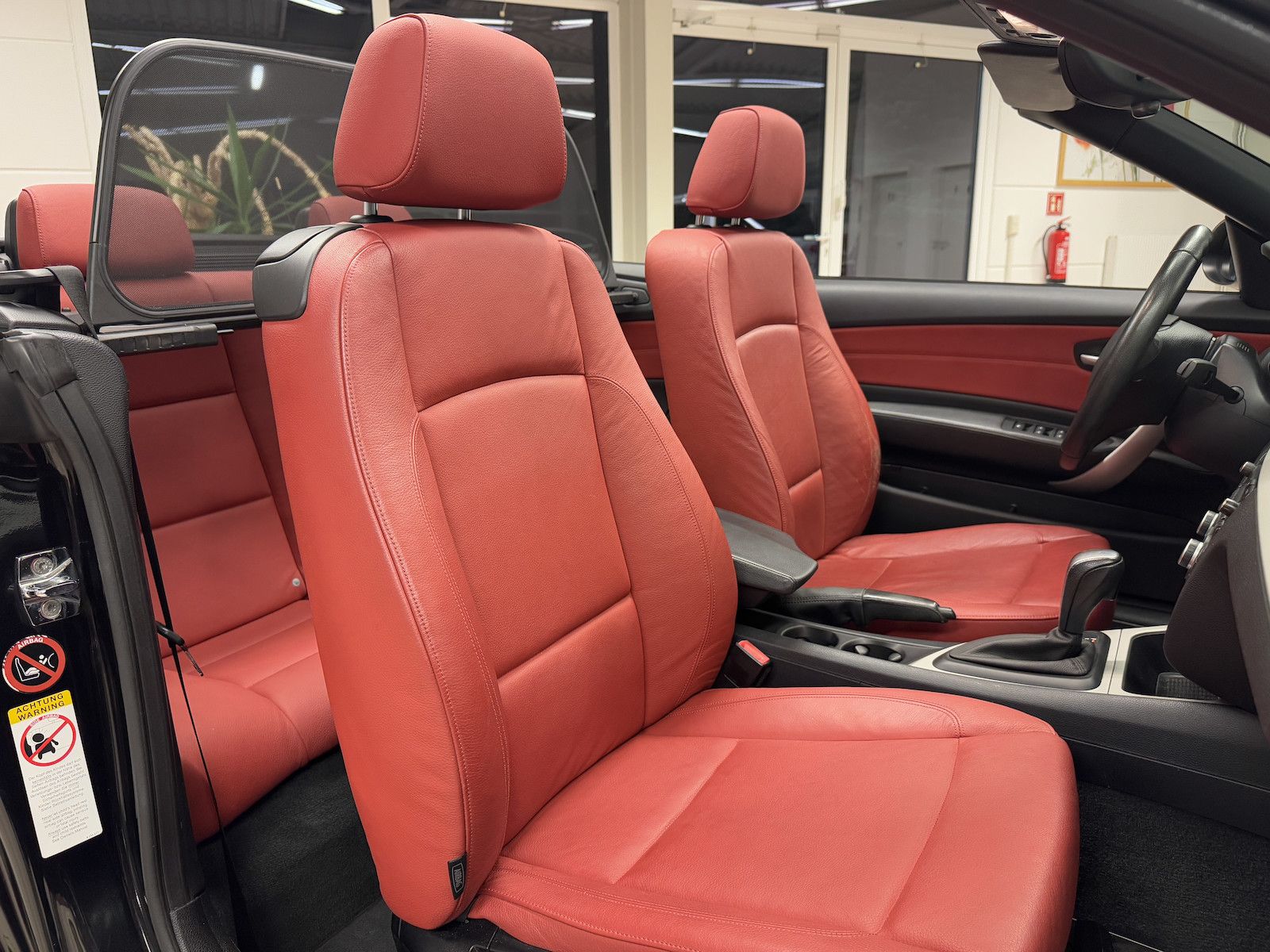 Fahrzeugabbildung BMW 118i Cabrio Automatik/Vollleder/Klimaauto/Tempo
