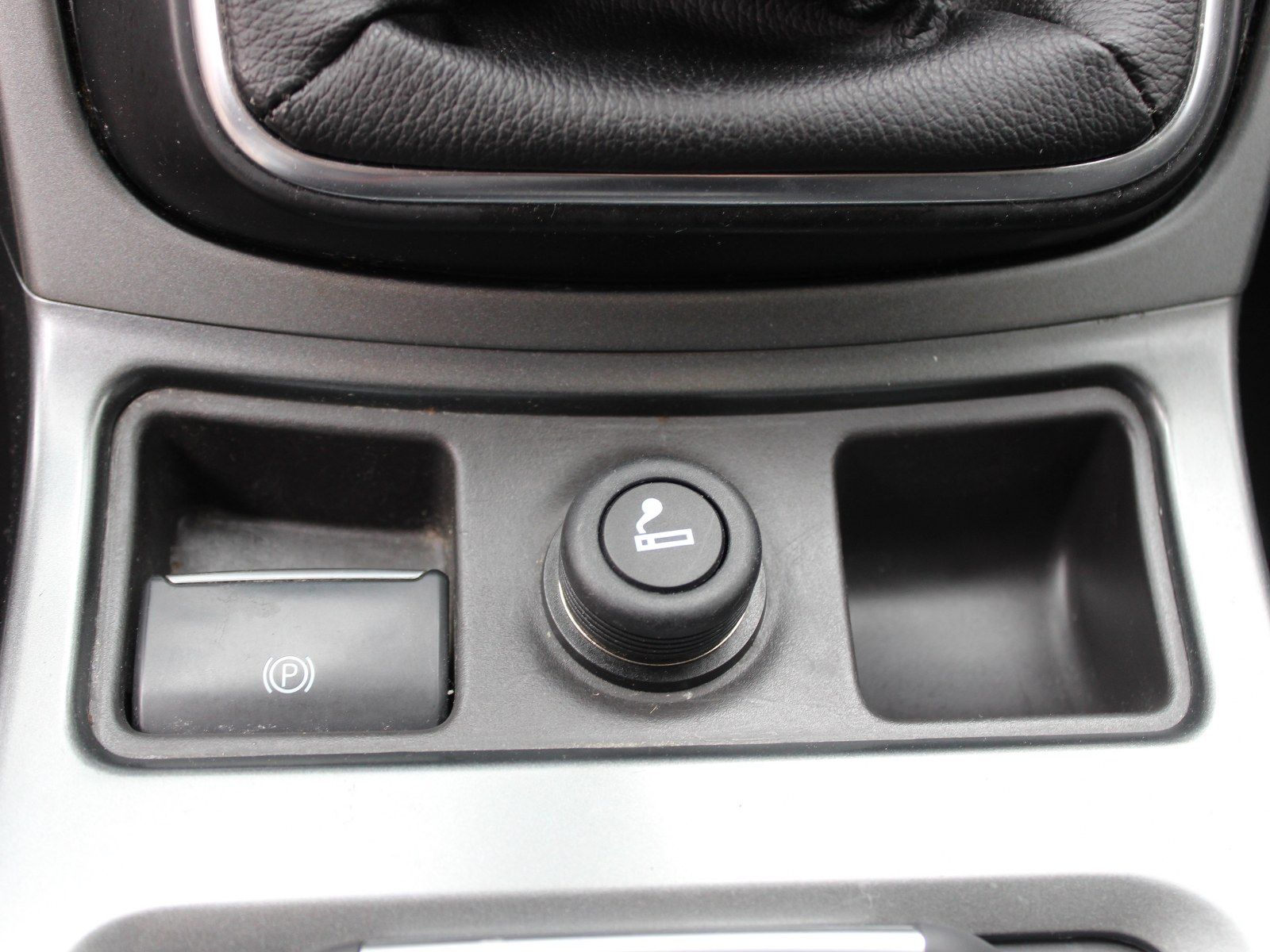 Fahrzeugabbildung Ford Kuga Cool & Connect 1,5 EcoBoost 4x2