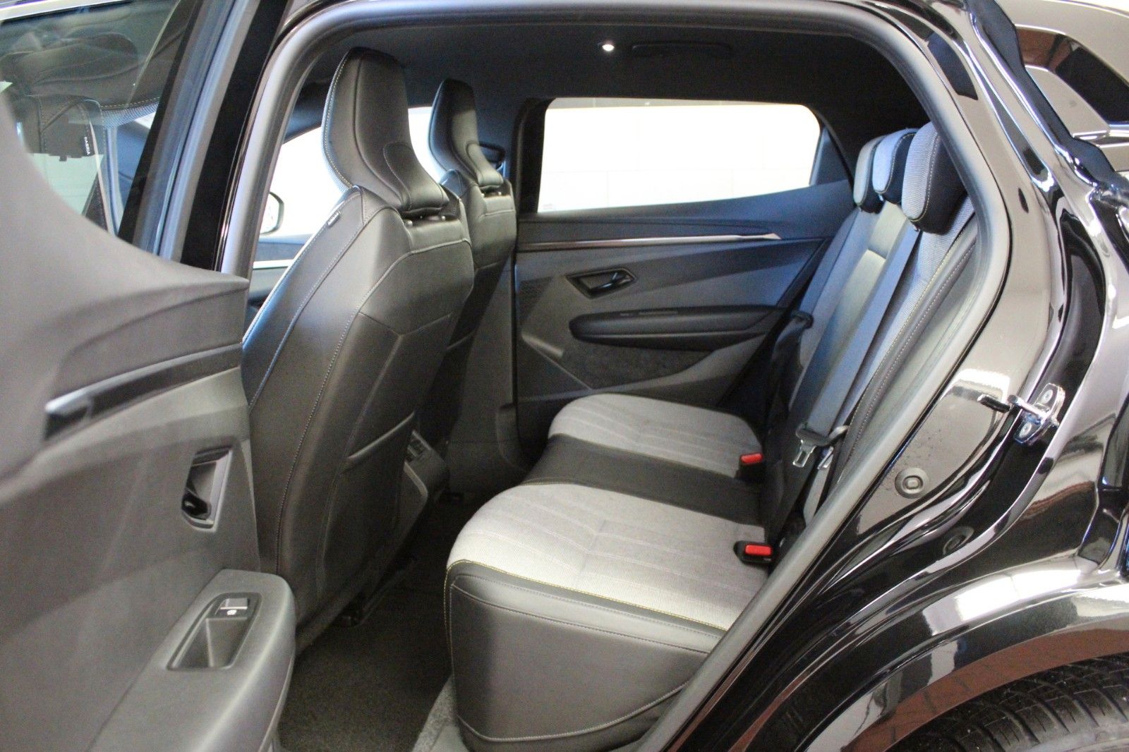 Fahrzeugabbildung Renault Megane Paket TechnoEV60 220hp optimum charge