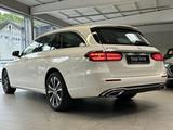 Mercedes-Benz E 300e T PANO+AHK+KAMERA+LED+CARPLAY+DAB+EASYPK - Mercedes-Benz E 300: 300d