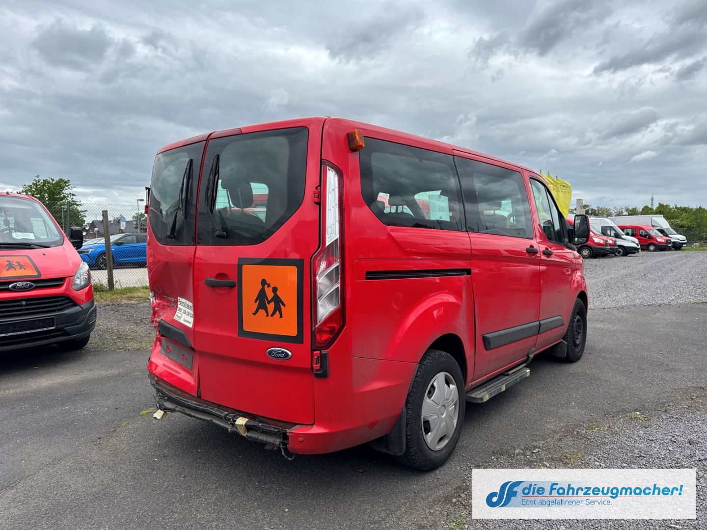 Fahrzeugabbildung Ford Transit Custom Kombi L1 2.0TDCi 60tkm *UNFALLWAG