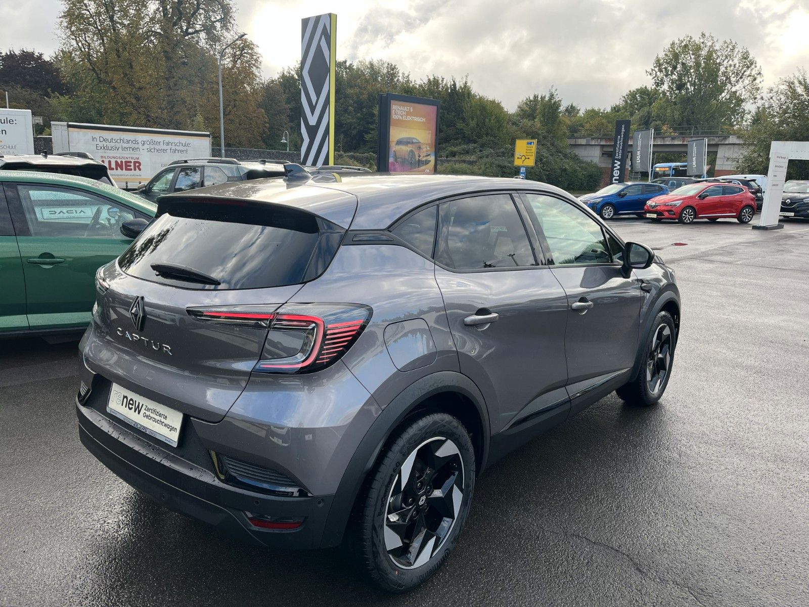 Fahrzeugabbildung Renault Captur II Techno