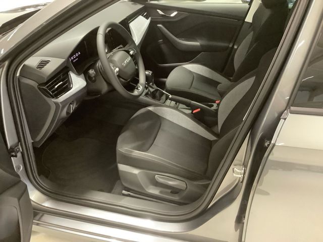 Kamiq Tour 1,0 85 kW DSG AHK NAVI ALU SHZG