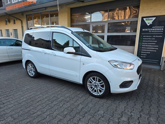 Ford Tourneo Courier Titanium 1.0 Ecoboost NAVI*RFK