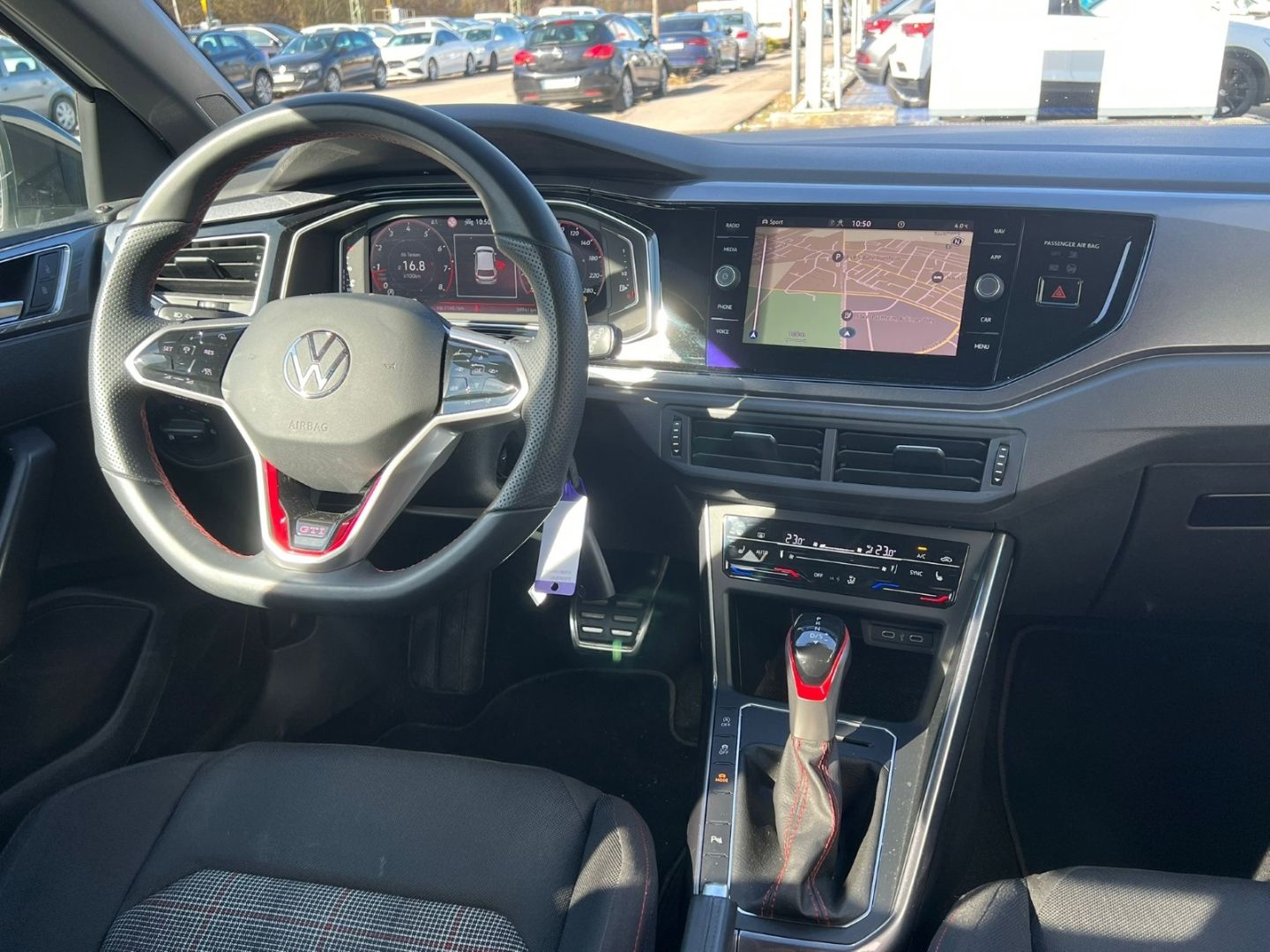 Polo GTI 2.0TSI DSG - NAV*IQ.DRIVE*BEATS*1HD!!!
