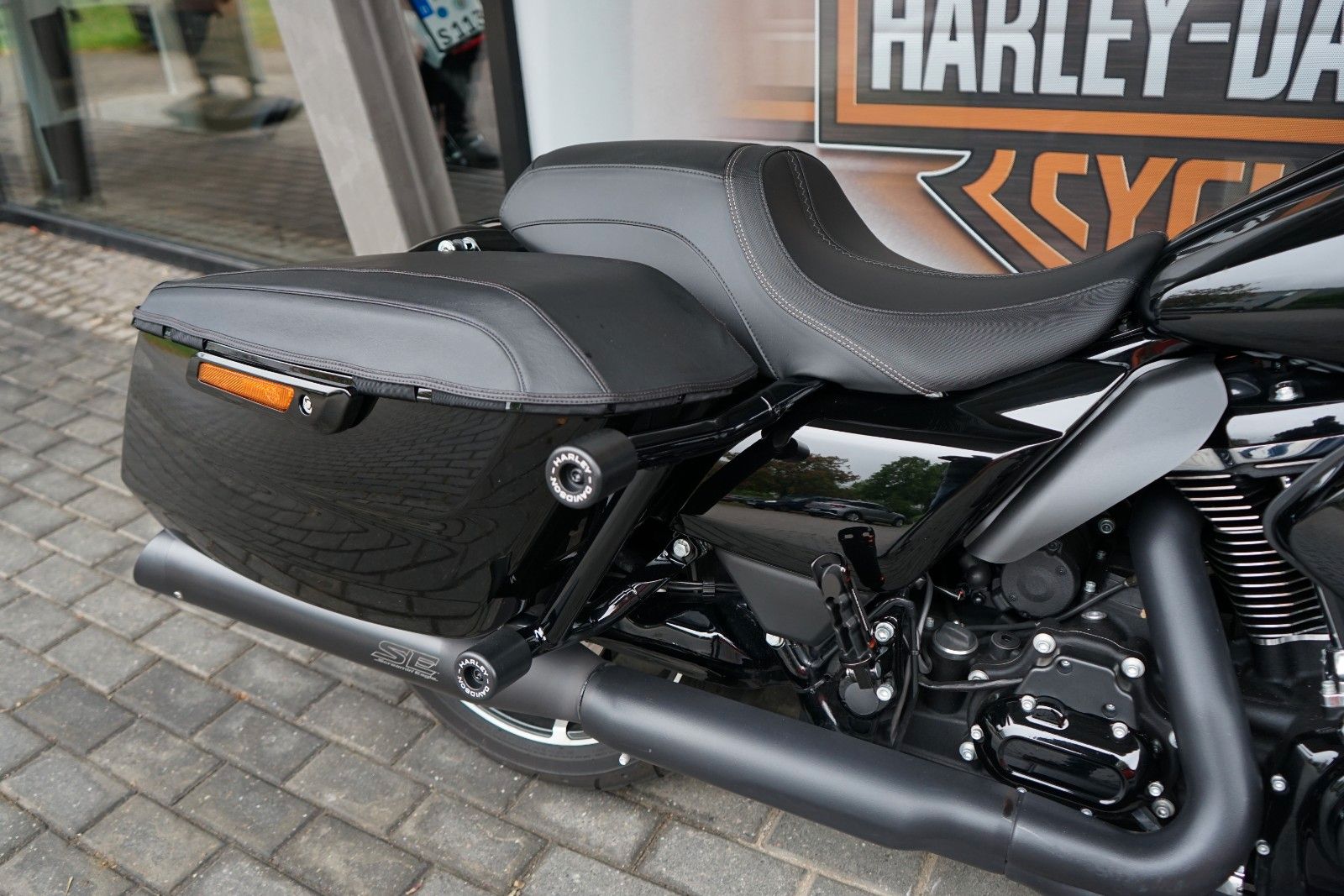 Fahrzeugabbildung Harley-Davidson Street Glide FLHX mit vielen Umbauten