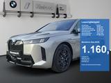 BMW iX xDrive60 M SPORT Allradlenk Sitzbelüft Luftfe - mit Elektro-Antrieb: Silber, Geländewagen