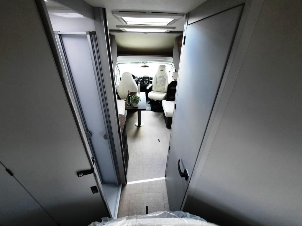 Fahrzeugabbildung Bürstner Lyseo TD 732 Verfüg./Rüfa/Markise