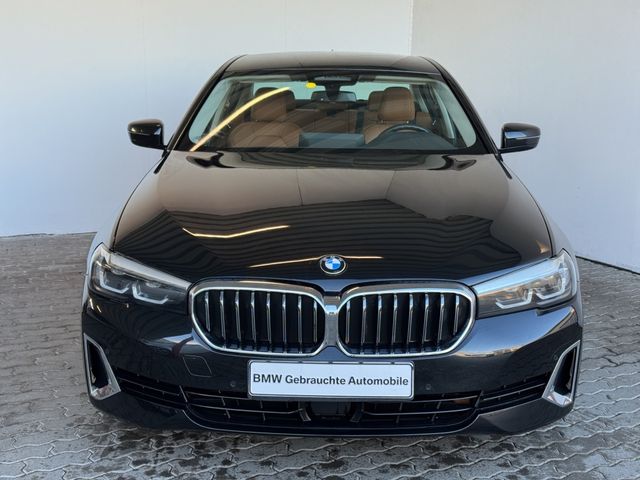 BMW 520dA Lim. Luxury Line LiveCock.ACC.DriveAss.HiF