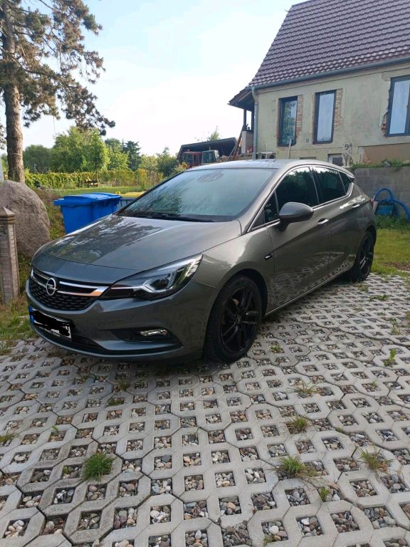 Image of Opel Astra