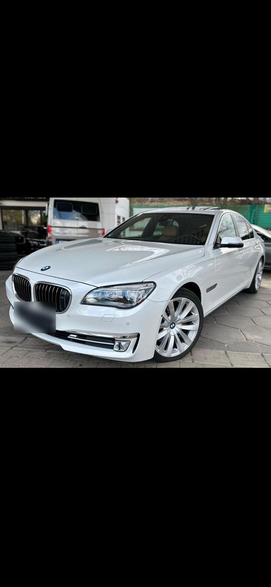 BMW 750
