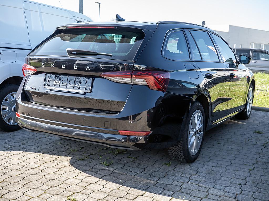 Skoda Octavia Combi Ambition 2.0l ACC LED LENKRADHZ.