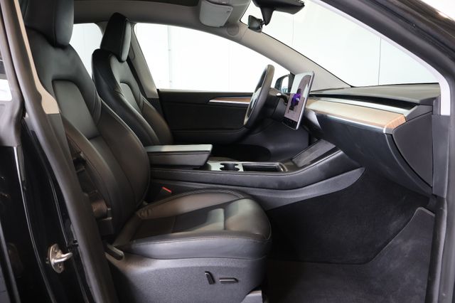 Tesla Model Y Long Range Dual AWD AUTOPILOT 3+PANO