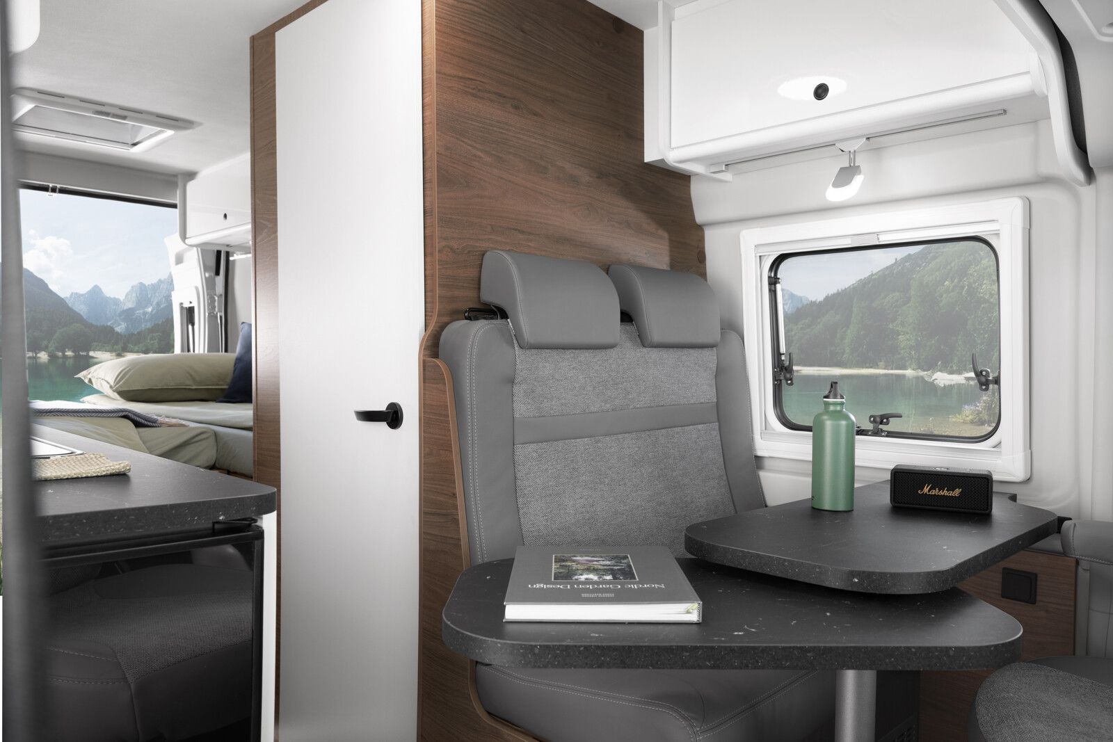 Fahrzeugabbildung CORIGON CV 60 S Solar Markise Travel+ Pack by Hymer