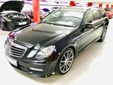 Mercedes-Benz E 63 T AMG Driver´s Pack.|Pano|Entertainm.|H&K - Mercedes-Benz E 63 AMG aus 2012
