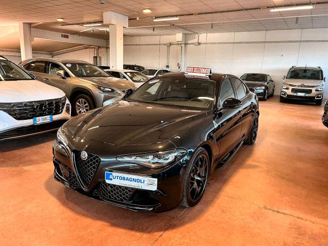 Alfa Romeo Giulia QUADRIFOGLIO 2.9 T V6 AT8 520 