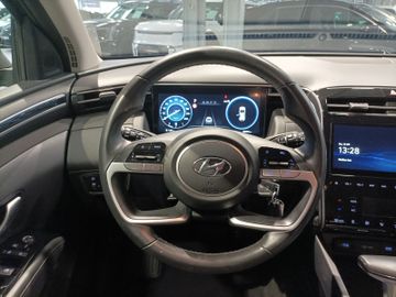 Hyundai TUCSON - 10