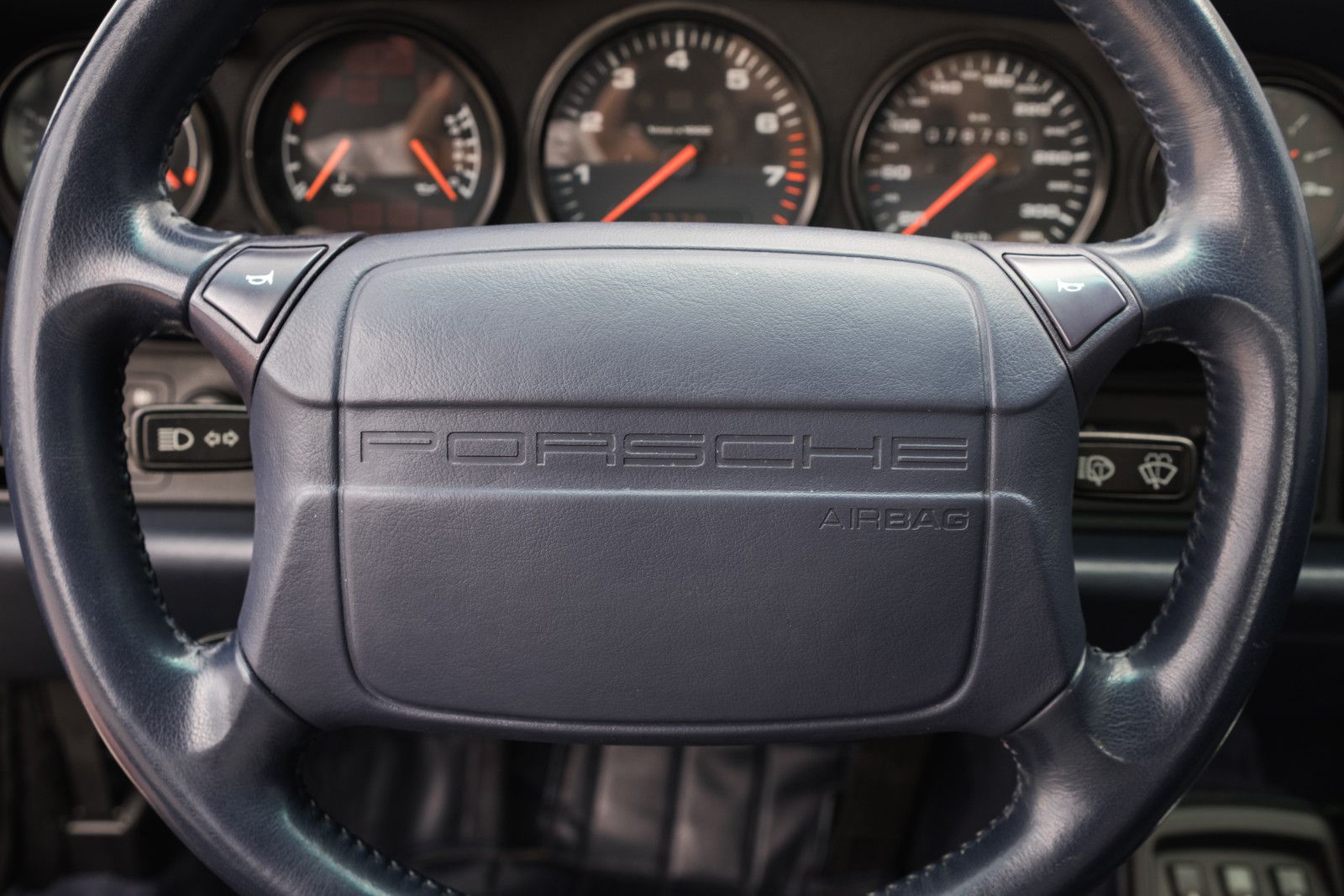 Fahrzeugabbildung Porsche 964 Turbo 3.6 - 2. Hd. - 78TKM - TRAUMAUTO!!!
