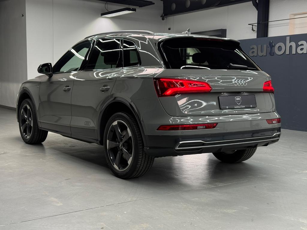 Audi Q5 2.0 TDI quattro S line Black, Studioaufnahme