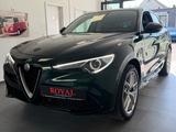 Alfa Romeo Stelvio Lusso Ti Q4 - Alfa Romeo: Grün