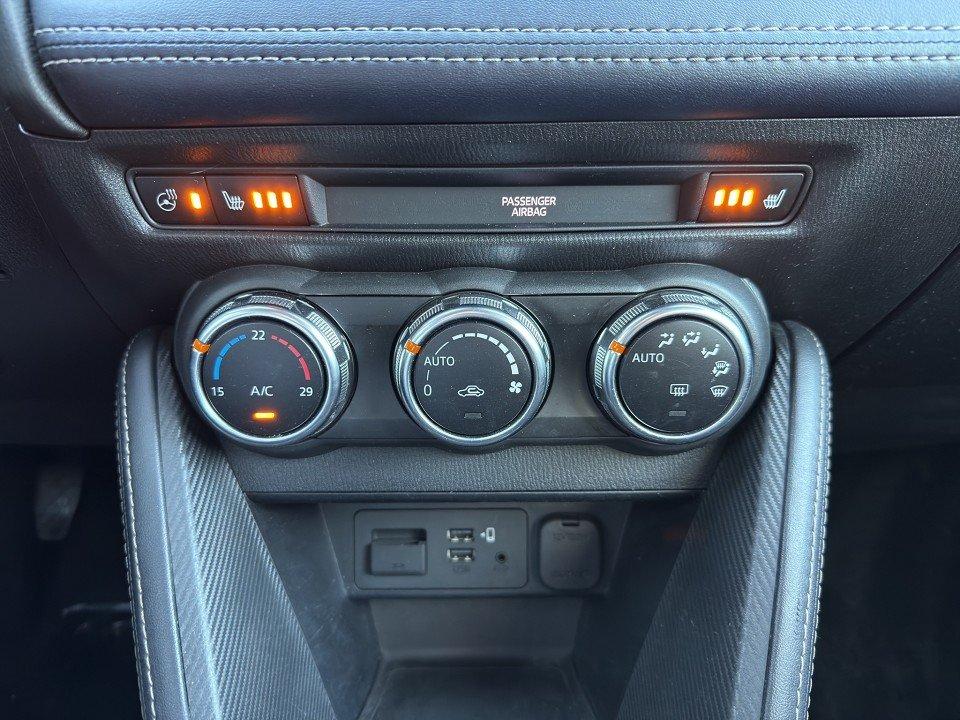 Mazda 2 90PS Sports-Line ACAA+KAMERA+KLIMA+MATRIX-LED+