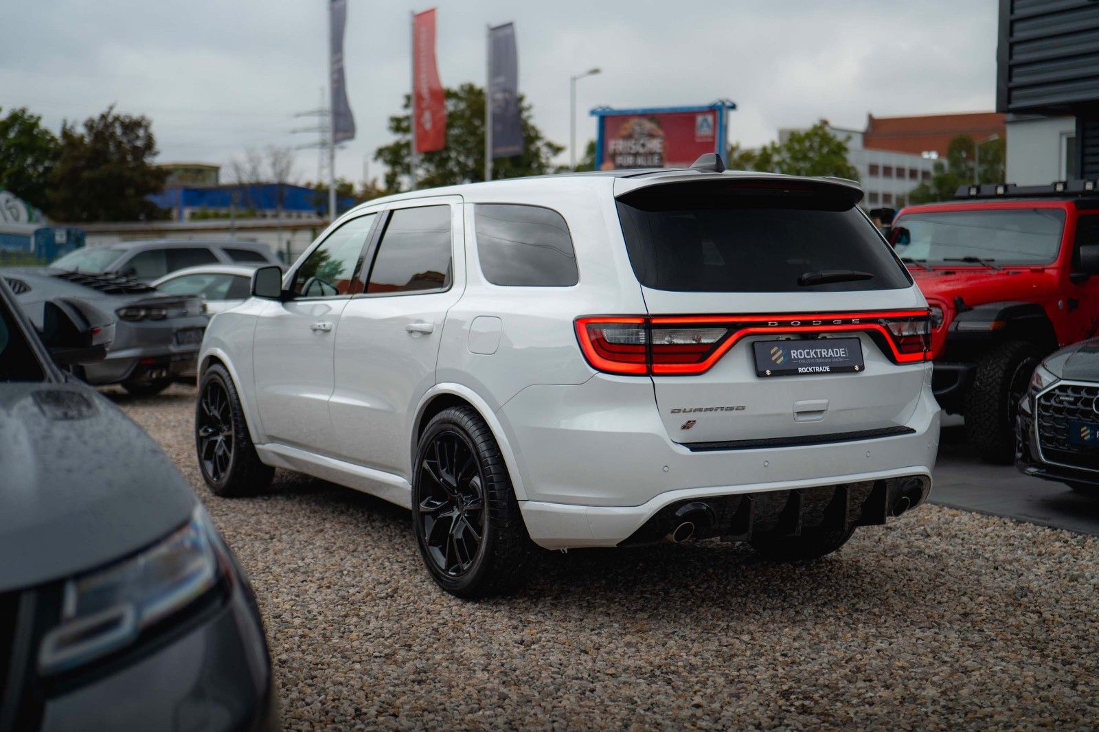 Fahrzeugabbildung Dodge Durango 5.7 V8 GT SRT 4x4 Night-Paket Modell 22