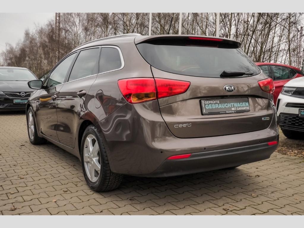 Kia Ceed_sw Vision RückKam 2-Zonen-Klima Navi SHZ
