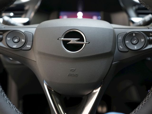 Corsa F FACELIFT GS+LED MATRIXLICHT+NAVI+RÜCKFAH