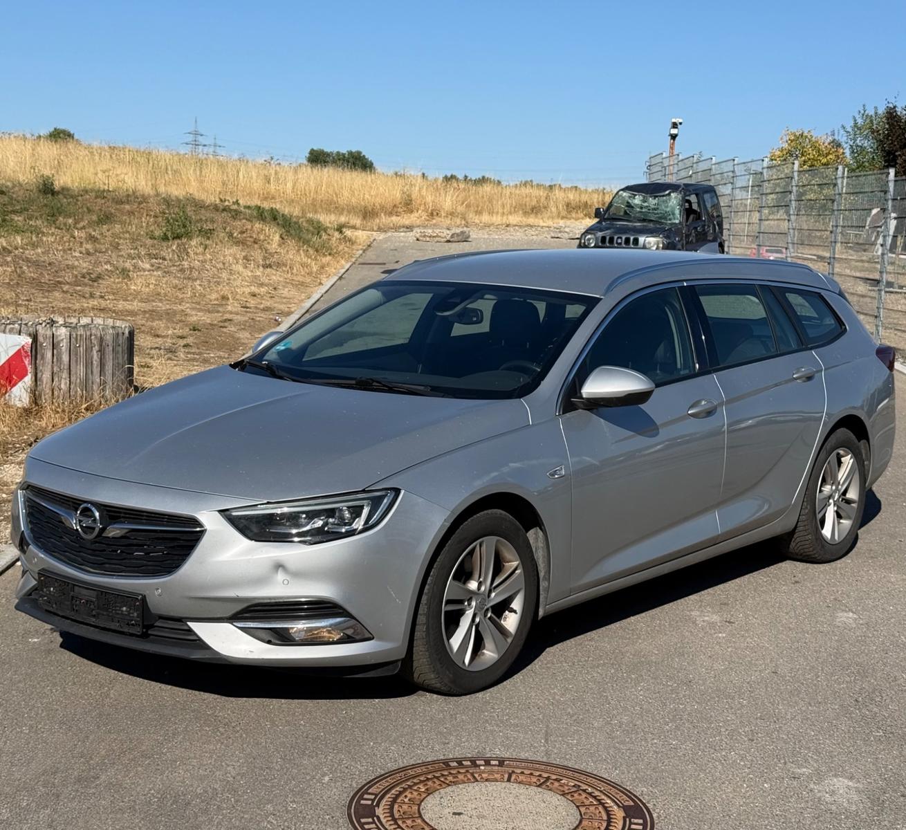Opel Insignia Sports Tourer 2.0 CDTi EURO.6 NAVI SHZ