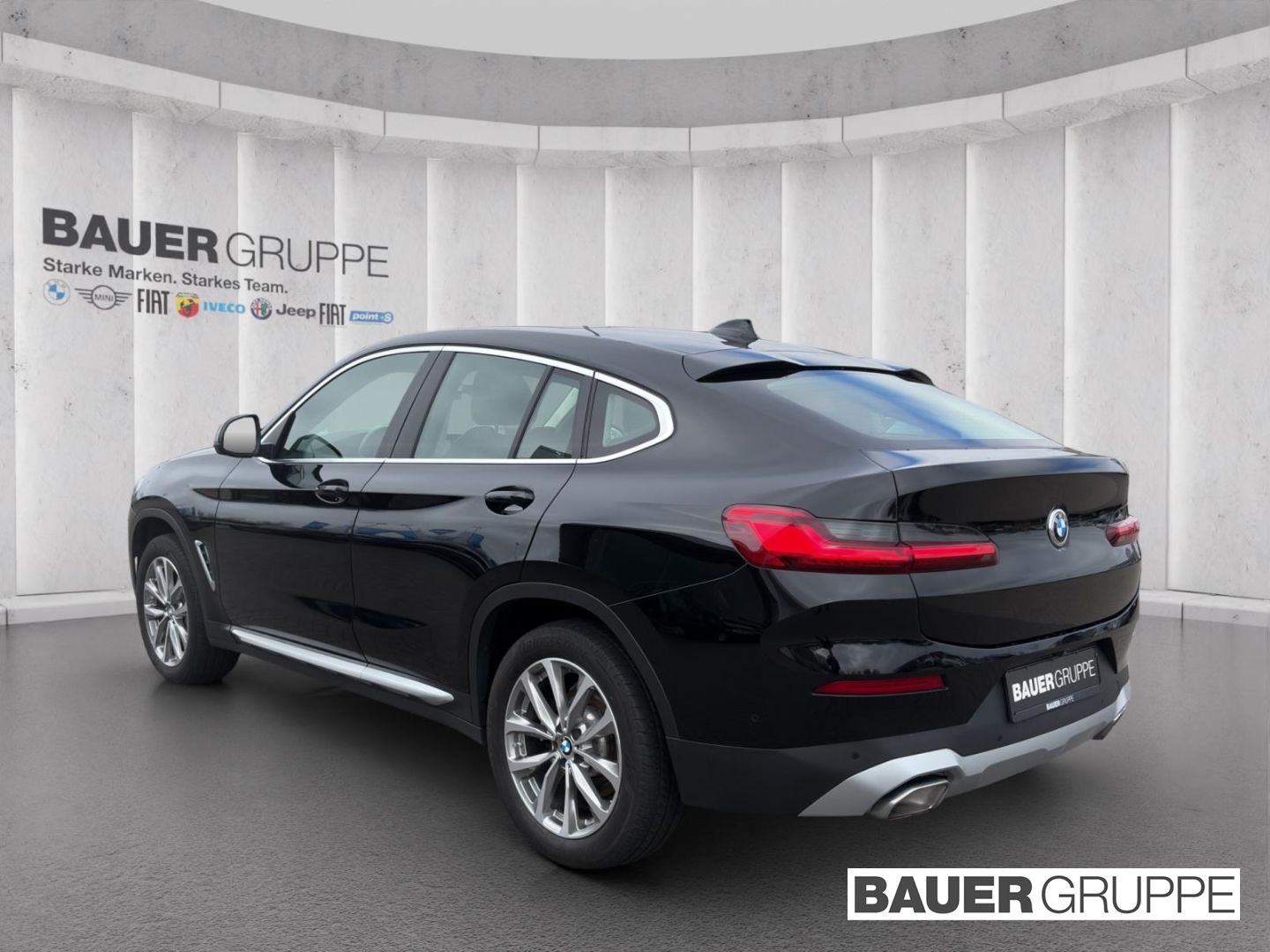 BMW X4 xDrive30d AHK Pano Laser Innovationspaket HUD foto 4