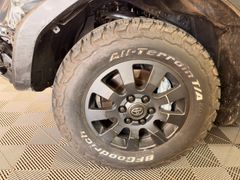 Toyota Land Cruiser 2,8 D-4D 151 kW AWD AHK – Bild 10