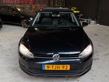 Volkswagen Golf - 4