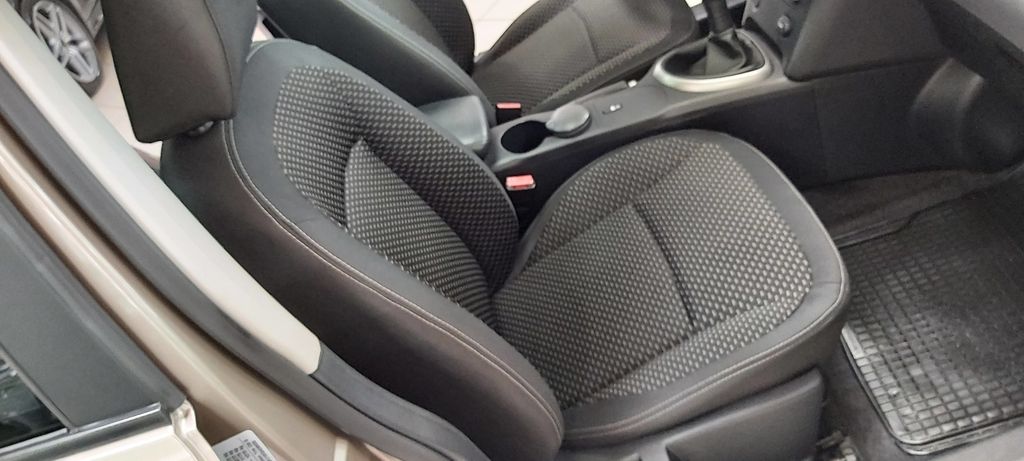 Nissan Qashqai+2 Qashqai+2 1.6 Acenta 1.HAND 7SITZ PANO PDC SCHEC