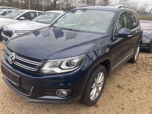 Volkswagen Tiguan Sport & Style 4Motion/PDC/Xenon/Navi/AHK