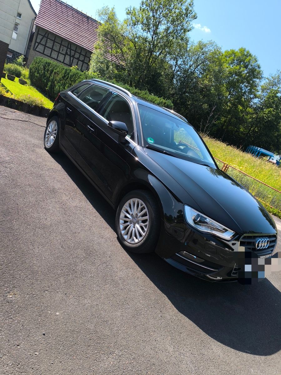 AUDI A3 1.2 TFSI Ambiente Sportback Ambiente