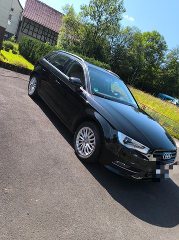 AUDI A3 1.2 TFSI Ambiente Sportback Ambiente