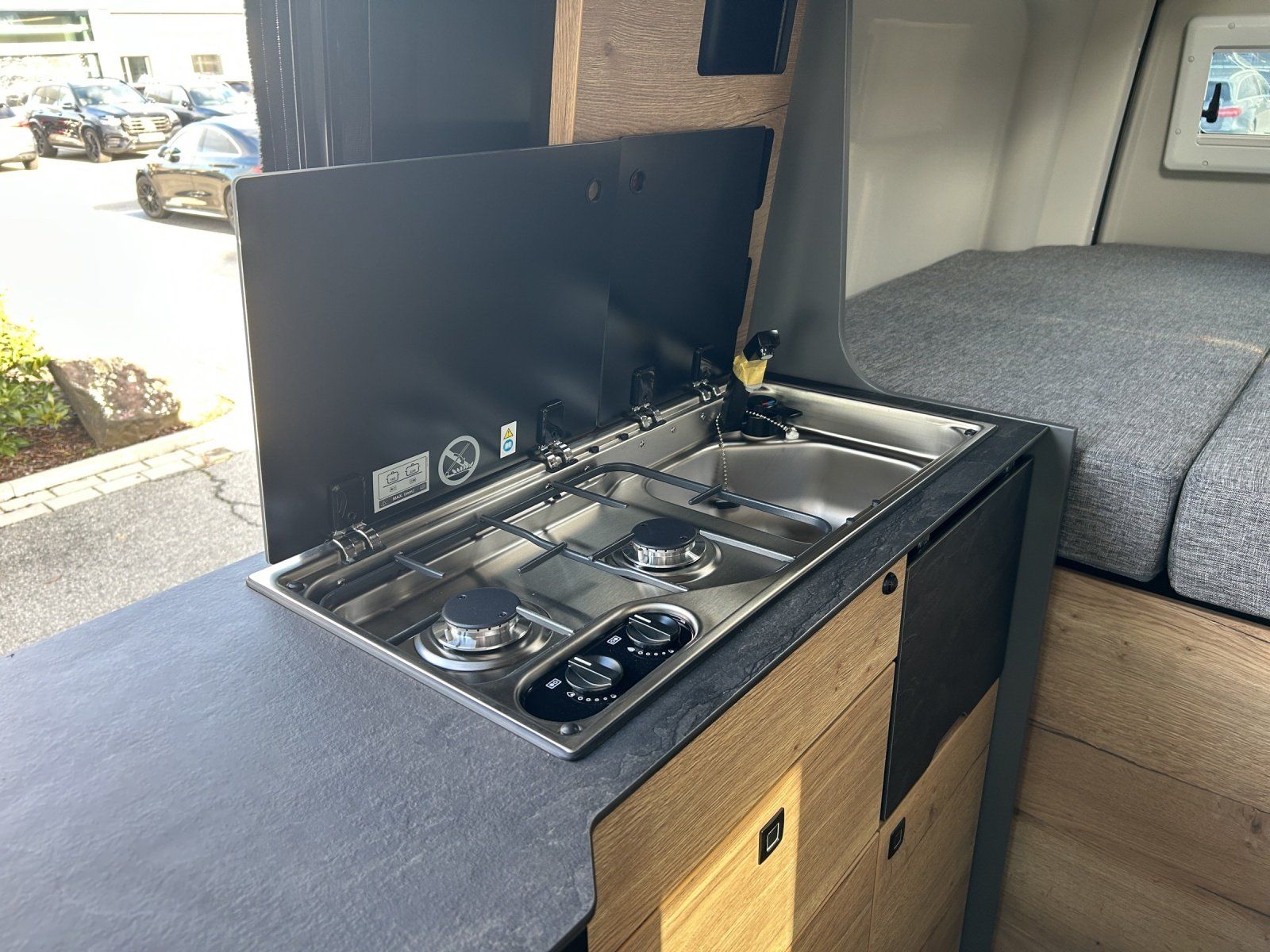 Fahrzeugabbildung Pössl Sprinter 319 Pössl Roadstar XT, Truma 4
