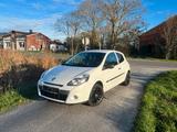 Renault Clio TÜV NEU/KLIMA/ALU/TEMPOMAT - Renault Clio aus 2011 mit Diesel-Antrieb