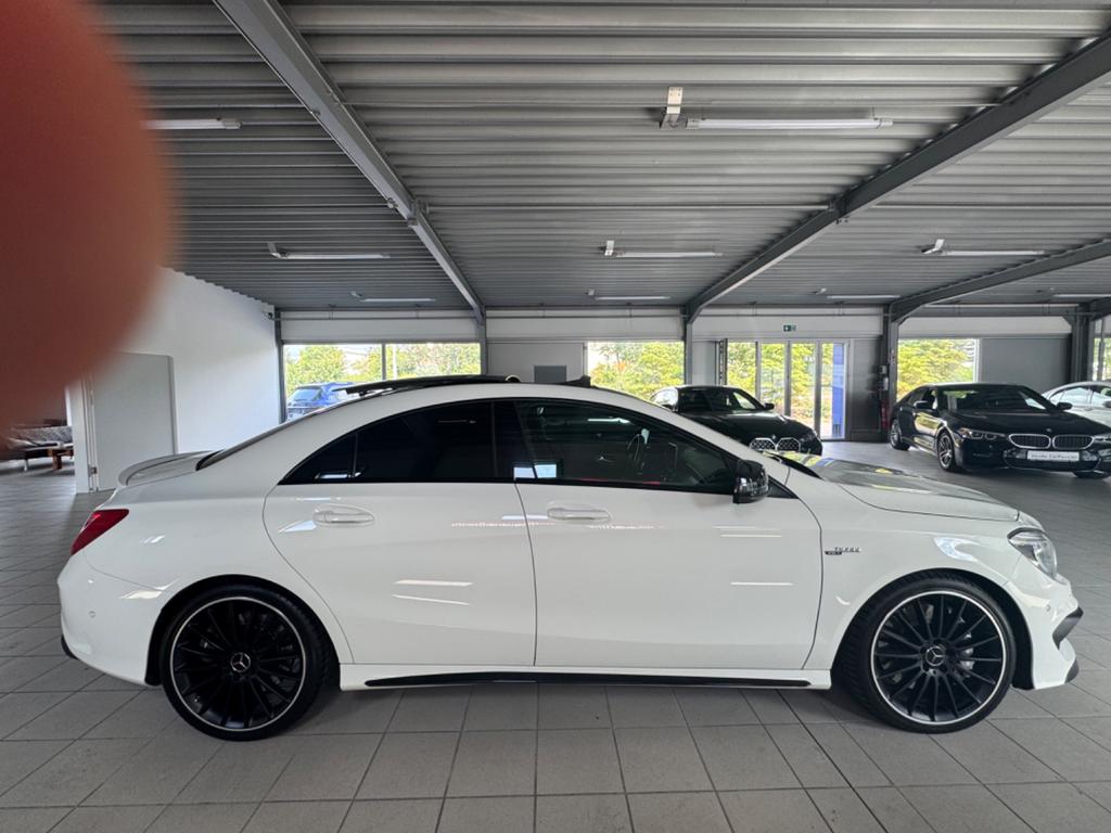 Mercedes-Benz CLA 45 AMG