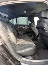 BMW 730 - 7
