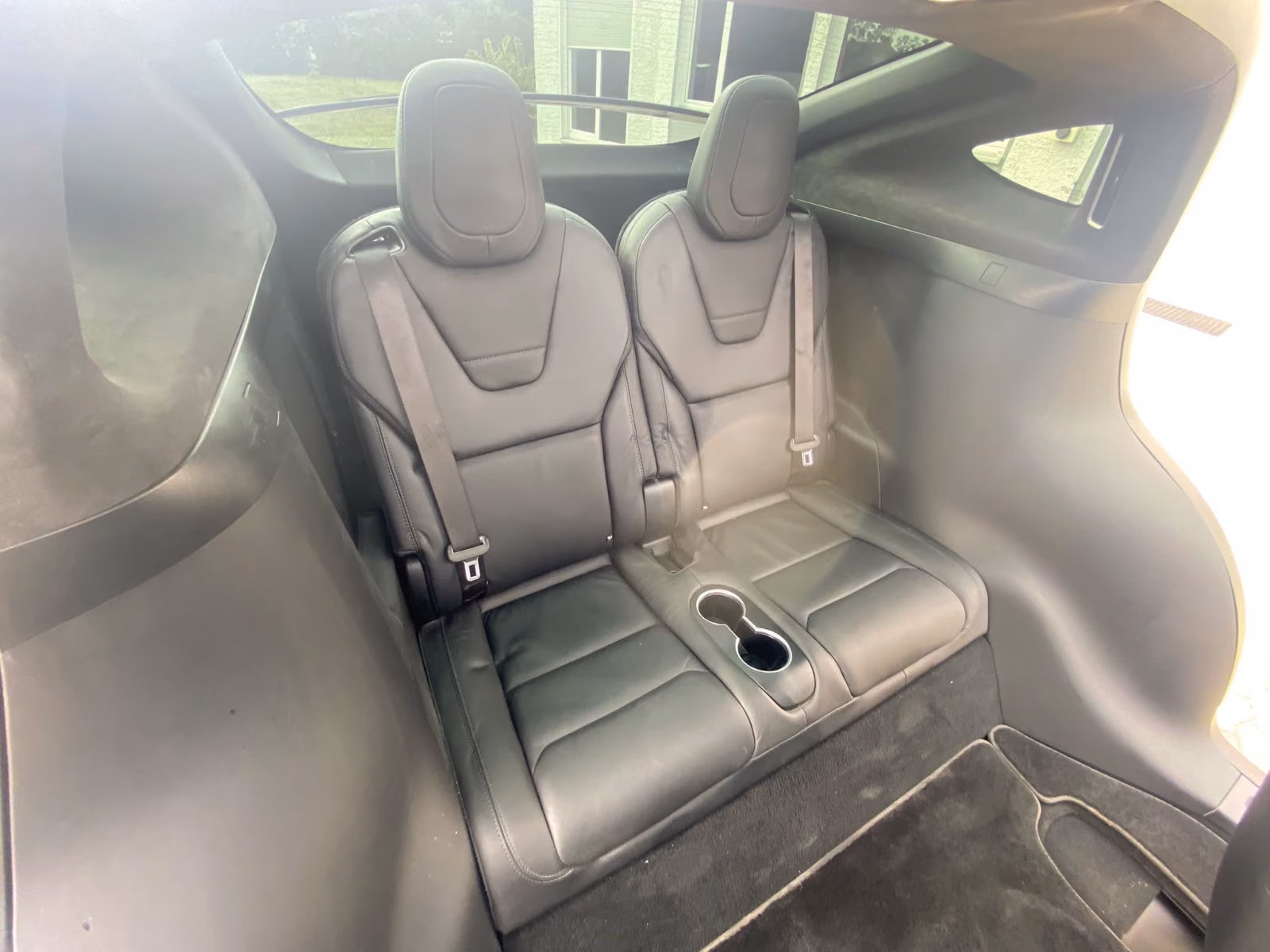 TESLA MODEL X P100D PERFORMANCE DUAL 6 PLACES